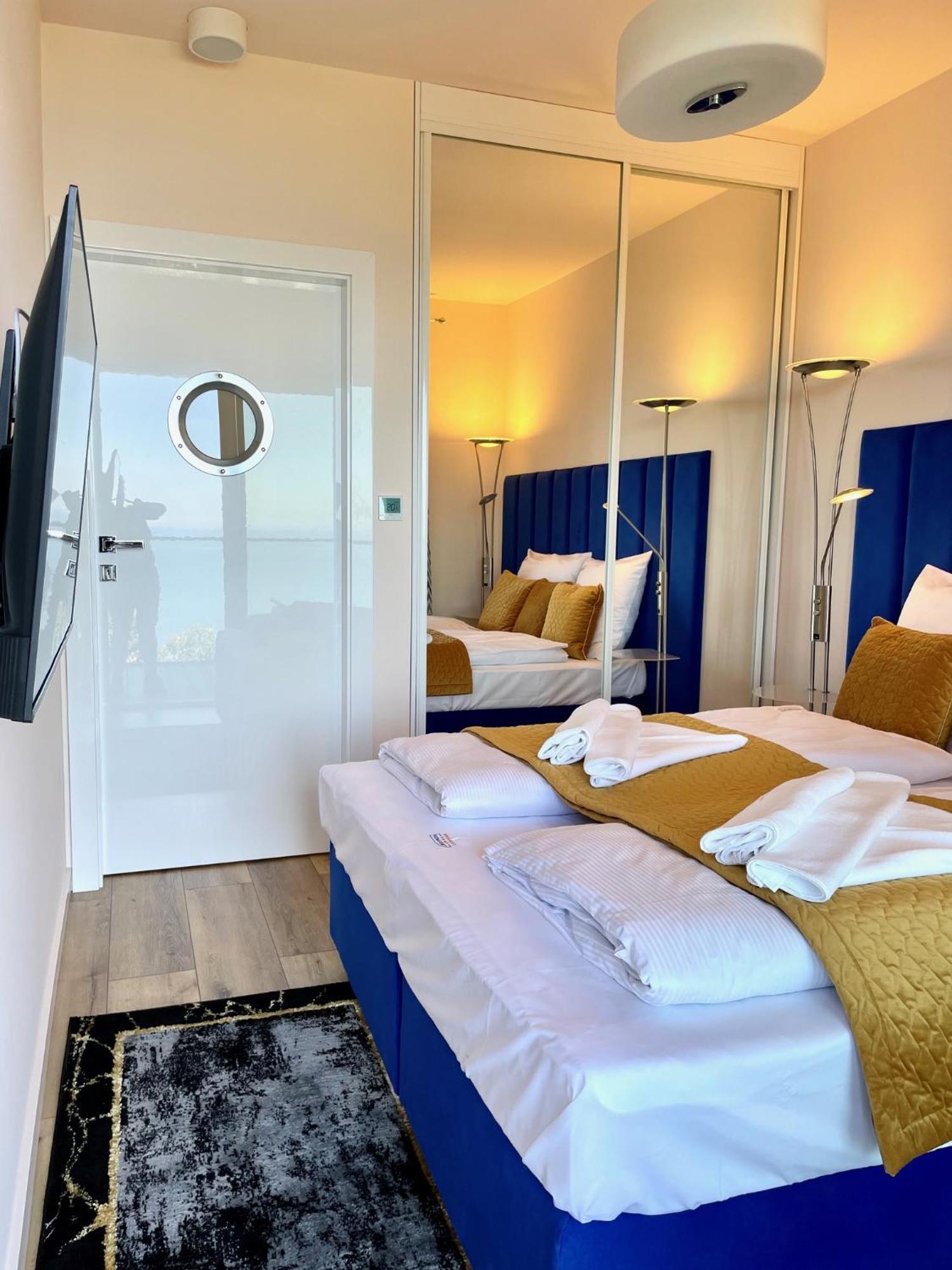 Perlowa Przystan - Apartamenty Komfort Widok Na Morze, Parking เชียโนเซตี ภายนอก รูปภาพ
