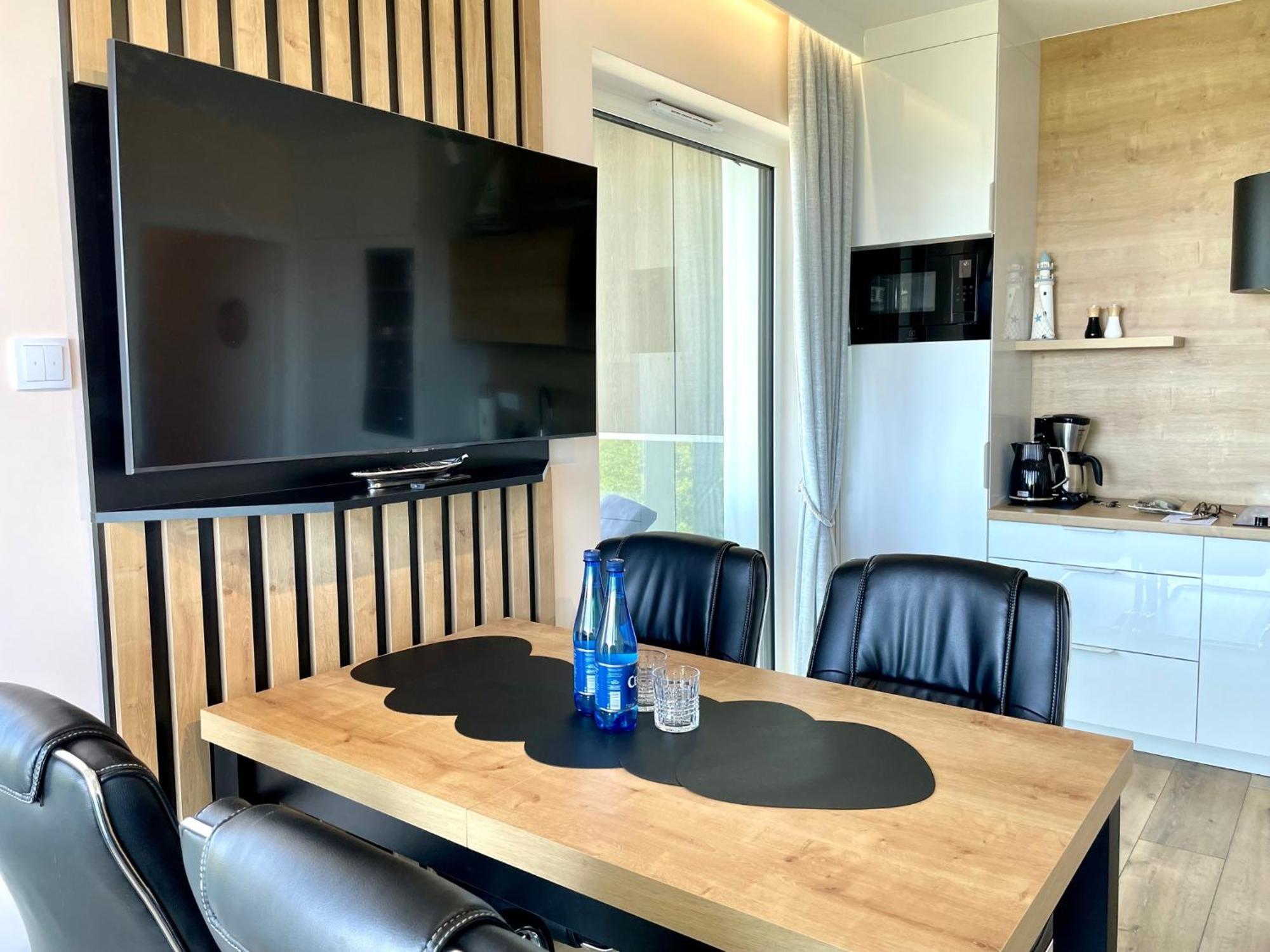 Perlowa Przystan - Apartamenty Komfort Widok Na Morze, Parking เชียโนเซตี ภายนอก รูปภาพ